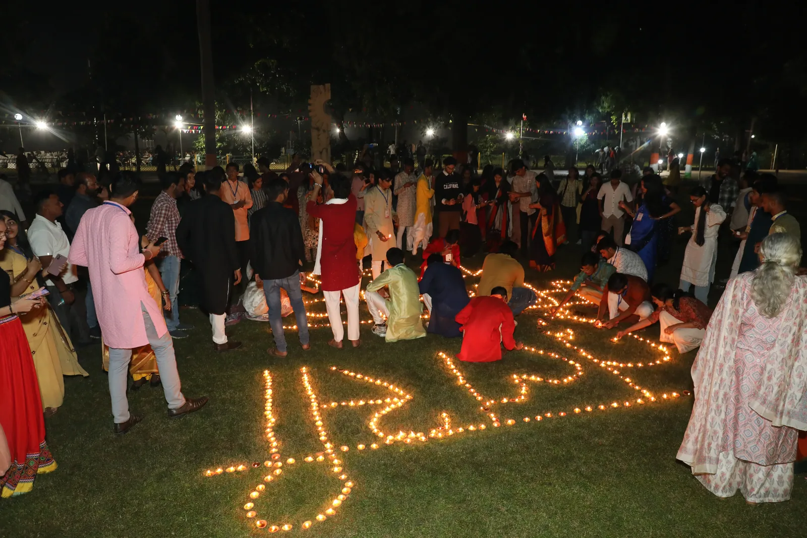दीपोत्सव की जगमगाहट